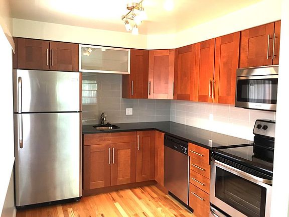 4th image of 30 N Sherman St APT 10
