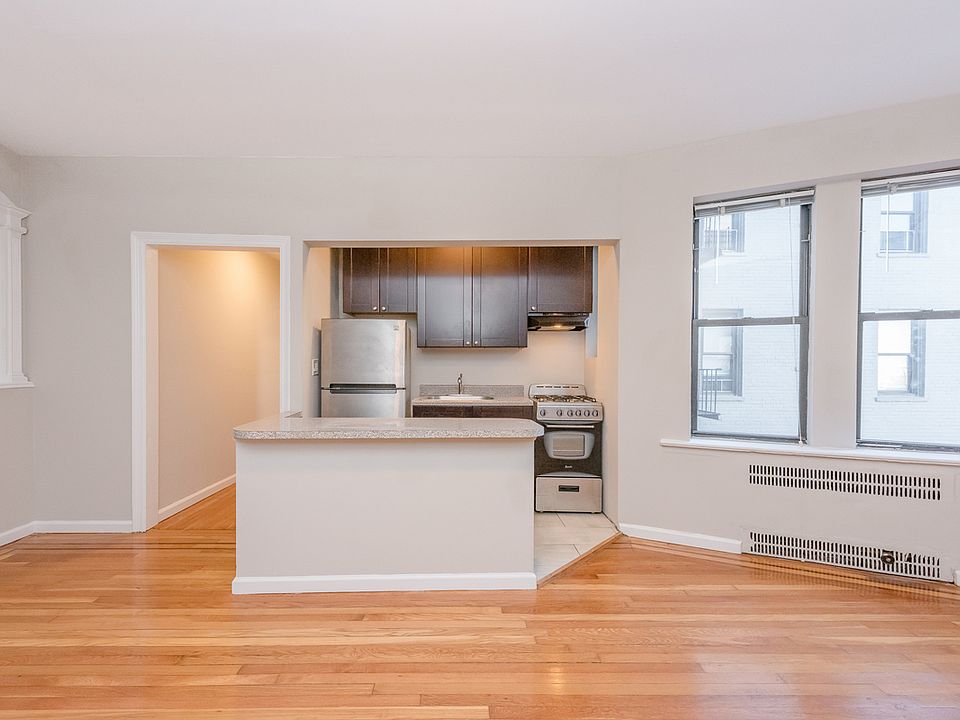 1st image of 25-98 36th St #5H