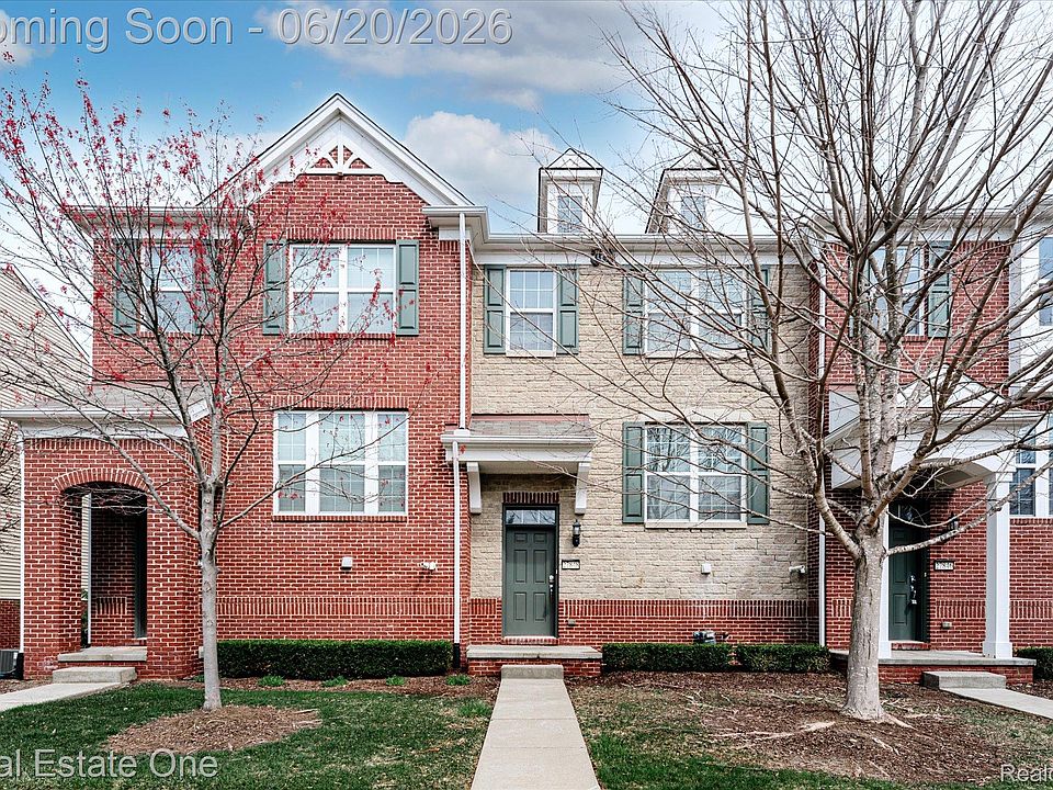1st image of 27848 Hopkins Dr