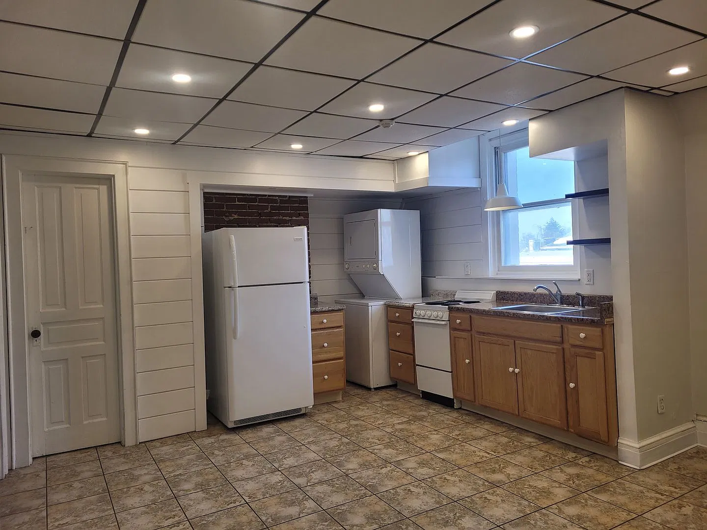 117 East King Street — Photo 2