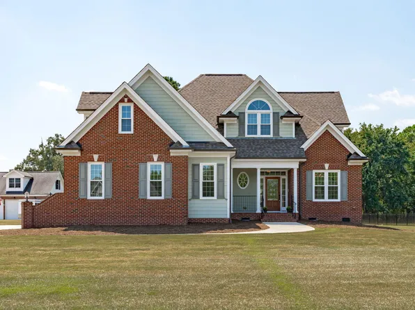 6625 Maggiewood Ln, Fuquay Varina, NC 27526