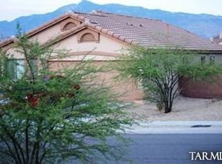 10751 S Van Trap Spring Dr, Vail, AZ 85641