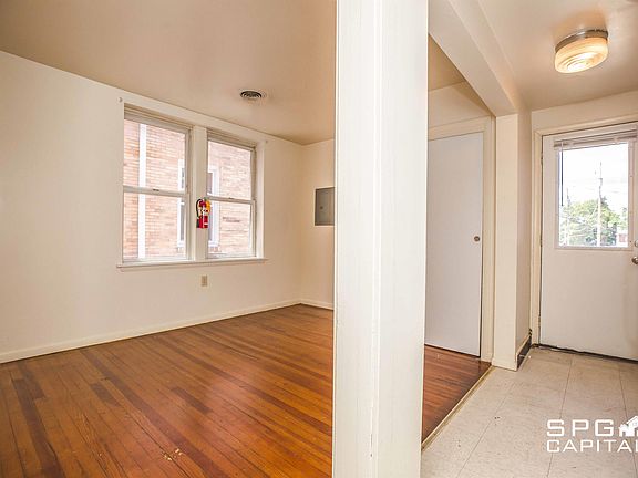 2nd image of 9 W King St E