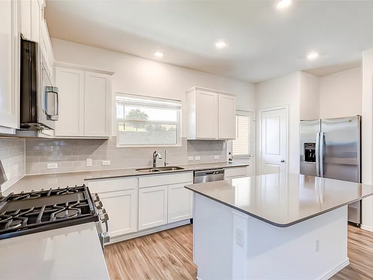 1517 Brueggerhoff Rd — Photo 12