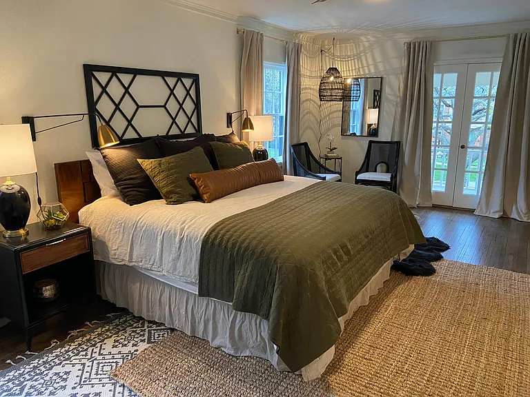 Huge room with French doors to balcony