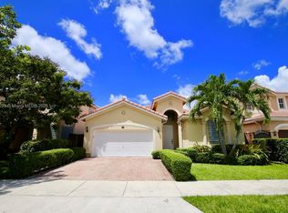 16637 SW 55th Ter, Miami, FL 33185