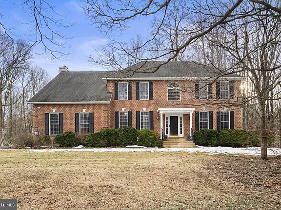 4th image of 8901 Brookridge Dr