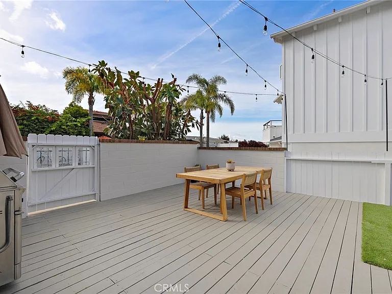 226 La Jolla Dr — Photo 7