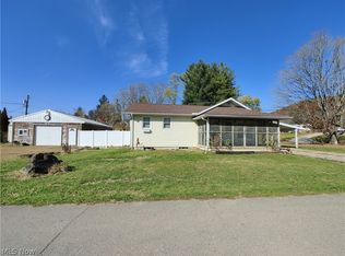 645 Railroad St, Warsaw, OH 43844