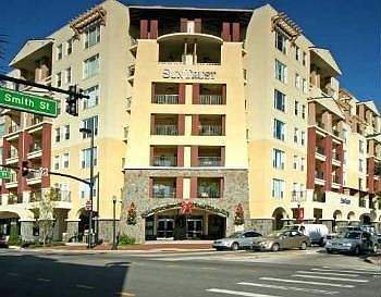 1st image of 2305 Edgewater Dr Unit 1504