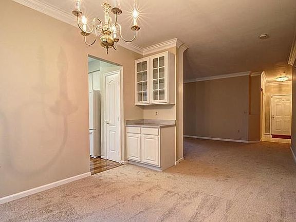2nd image of 20901 Cedarpost Sq Unit 102