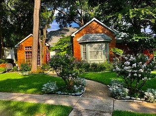 6113 Sunningdale Dr, Garland, TX 75044