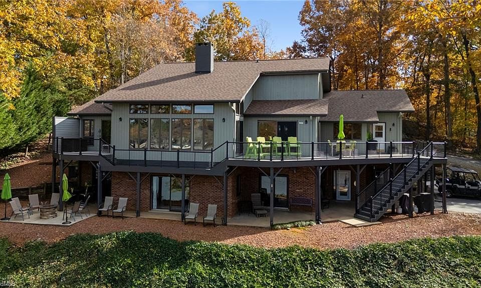 1st image of 598 Mountain Shore Dr