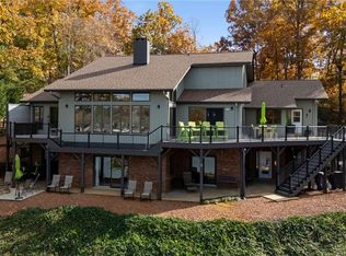 598 Mountain Shore Dr, Denton, NC 27239