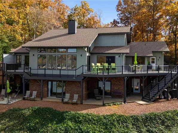 598 Mountain Shore Dr, Denton, NC 27239