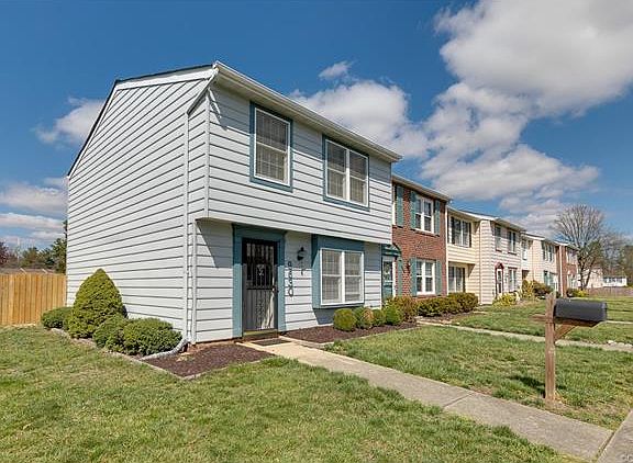2nd image of 9630 Greenmeadow Cir #9630