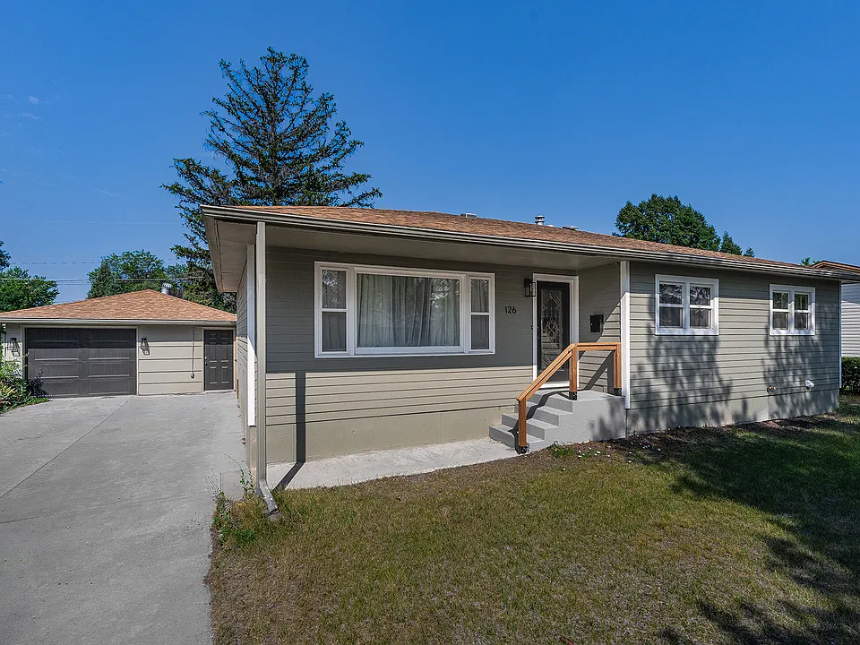 126 Ardmore Dr