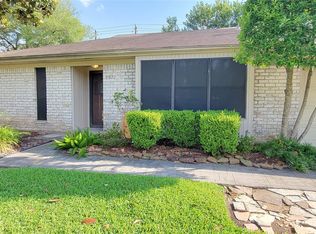 9922 Carlow Ln, La Porte, TX 77571