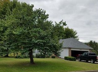 1306 Harvey Ln, Rolla, MO 65401