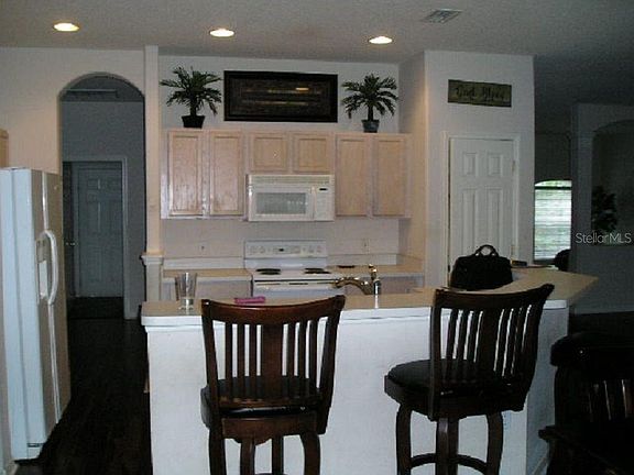 4th image of 5809 Aventura Ct