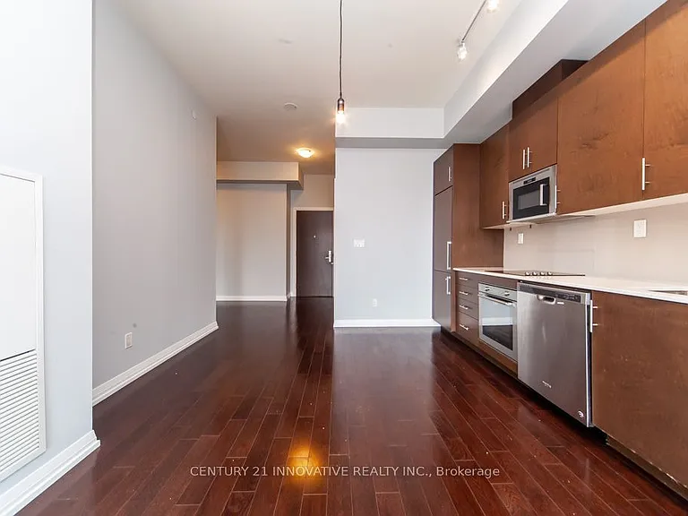 460 Adelaide St E #2023 — Photo 16