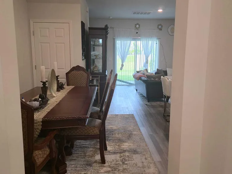 12865 SW Forli Way — Photo 8