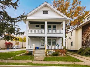 1302 Idlewood Ave, Lakewood, OH 44107