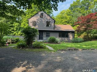 21 Simpaug Tpke, Redding, CT 06896