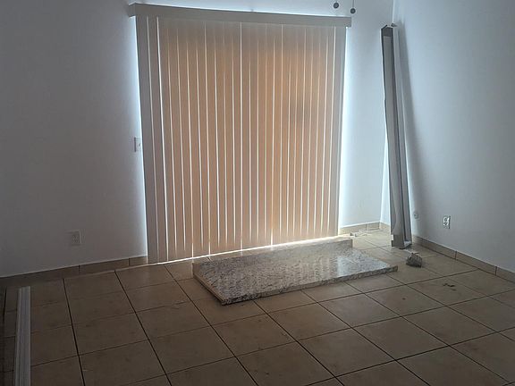 5th image of 2138-2140 E Avenue Q6