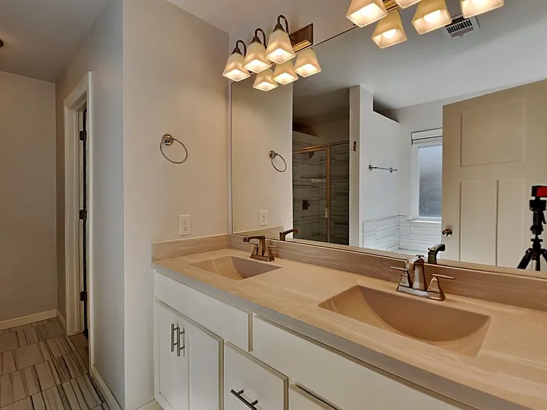 457 Compass Dr — Photo 12