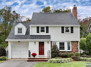 376 S Irving St, Ridgewood, NJ 07450