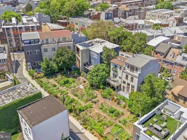 913 N Lawrence St, Philadelphia, PA 19123