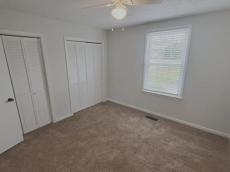 301 Hickory Pl — Photo 19