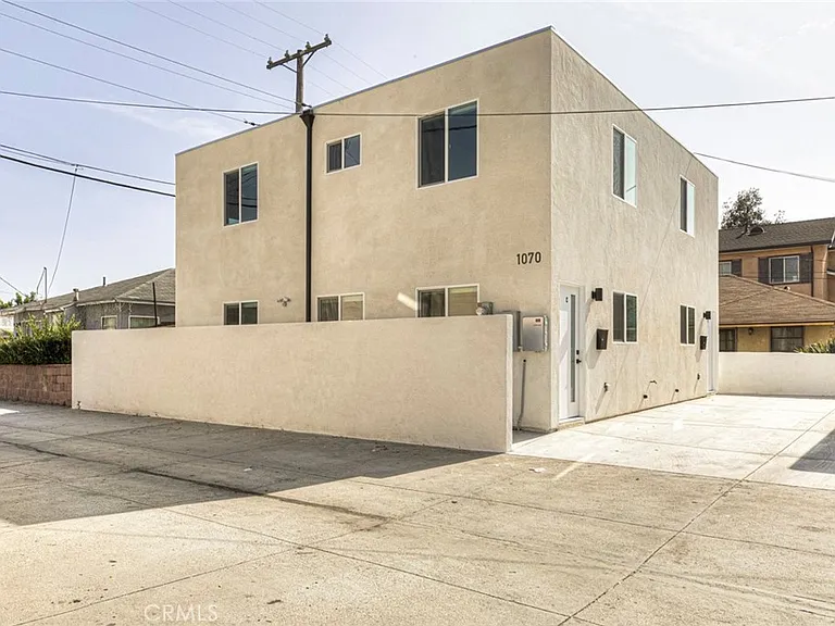 1070 Allen Ave #C — Photo 3