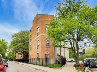 2300 W Bloomingdale Ave APT B, Chicago, IL 60647