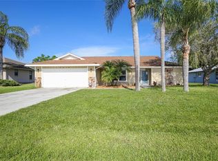 7015 Spinnaker Blvd, Englewood, FL 34224