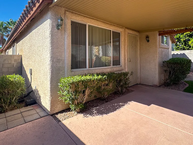 10724 Windrose Point Ave — Photo 32