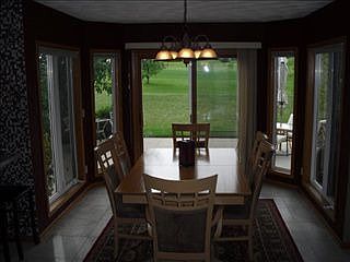 5th image of 4016 Westlake Village Dr