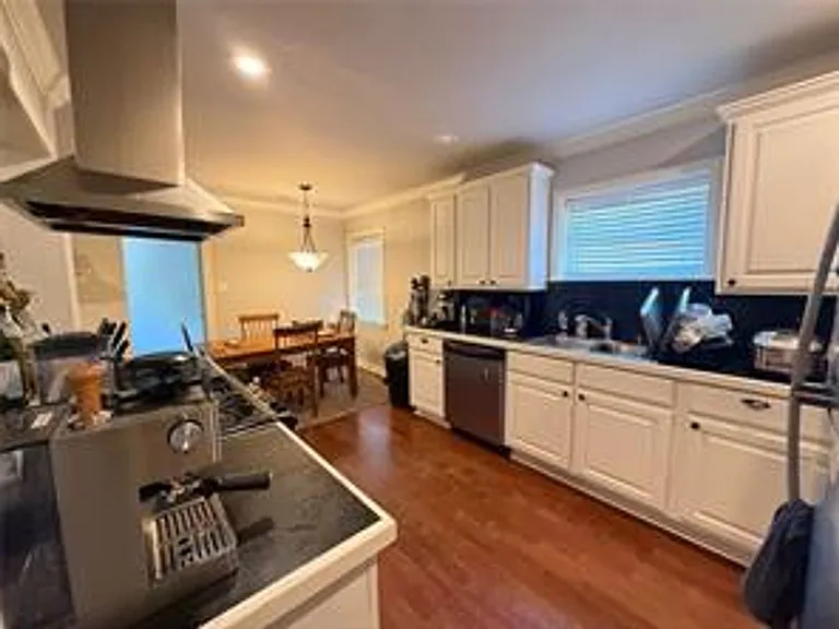 231 E Prospect St — Photo 4