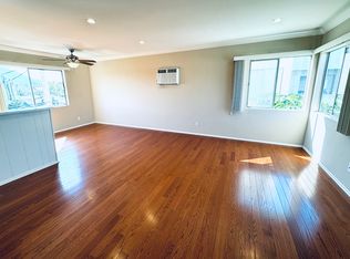 2708 W Clark Ave #J2, Burbank, CA 91505