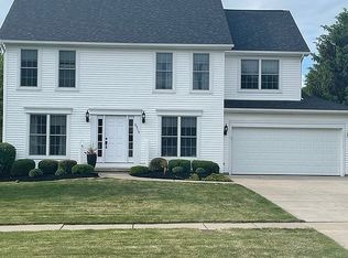 6515 White Oak Way, Lake View, NY 14085