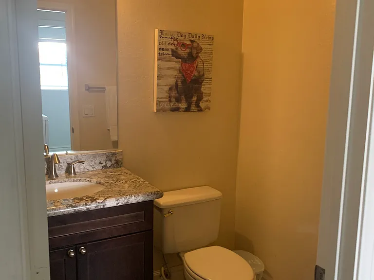 548 W Mendoza Ave — Photo 15