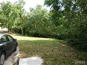 3rd image of 10834 Forest Circle Dr