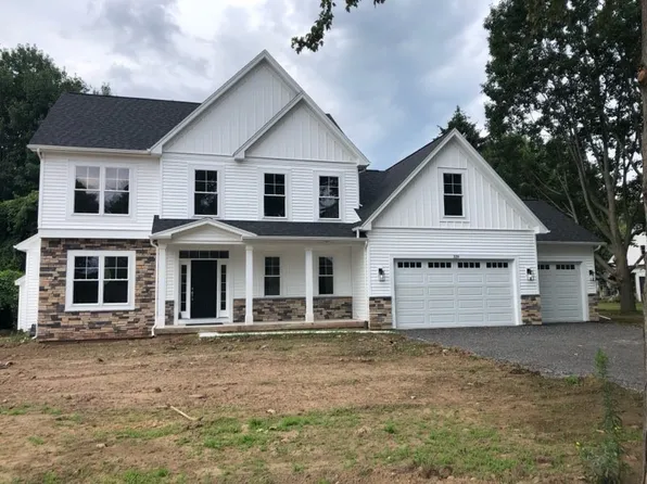 339 Mill Rd, Rochester, NY 14626