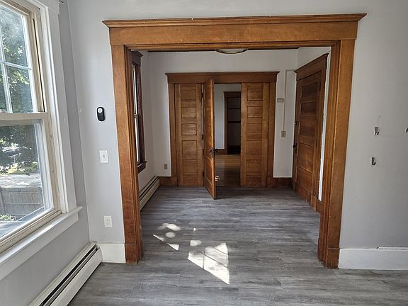 4th image of 5 Oberlin St APT 2