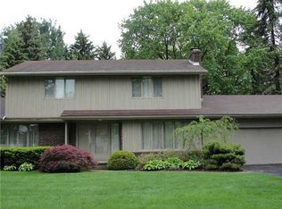 5225 Coldstream Rd, Toledo, OH 43623