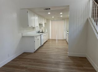 15978 Muni Rd #8, Apple Valley, CA 92307