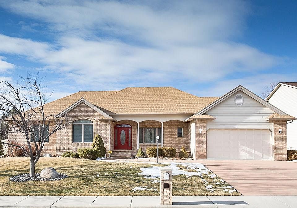 1st image of 2604 Aspen Way