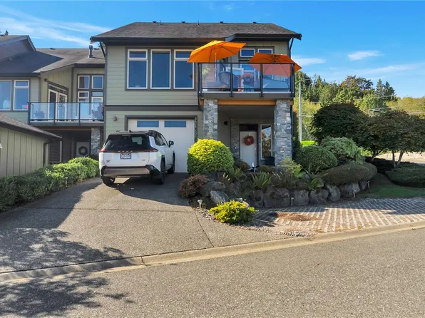 5426 Jacobs Ln #101, Nanaimo, BC V9T 0B7