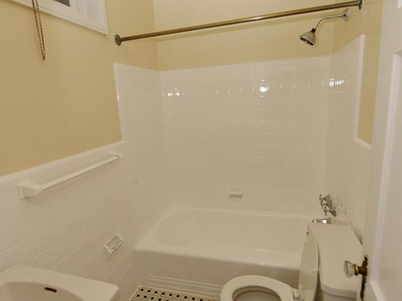 2nd image of 4909 Hampden Ln APT 103